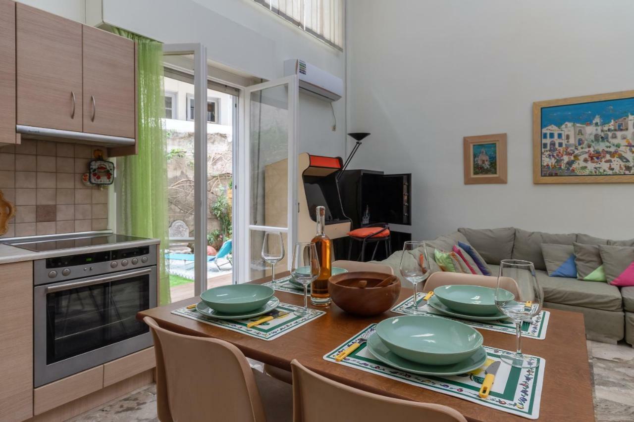 Acropolis Koukaki Loft Private Garden Lägenhet Aten Exteriör bild