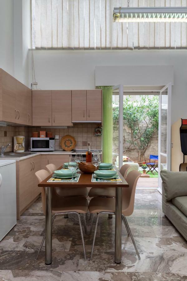 Acropolis Koukaki Loft Private Garden Lägenhet Aten Exteriör bild